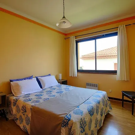 Cours Lucien Bonaparte Apartment *